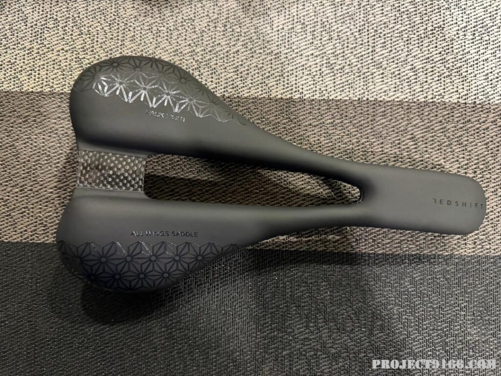 Carbon saddle