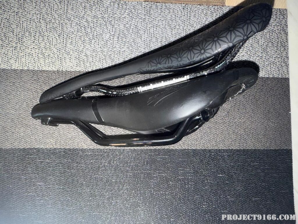 Carbon Saddle