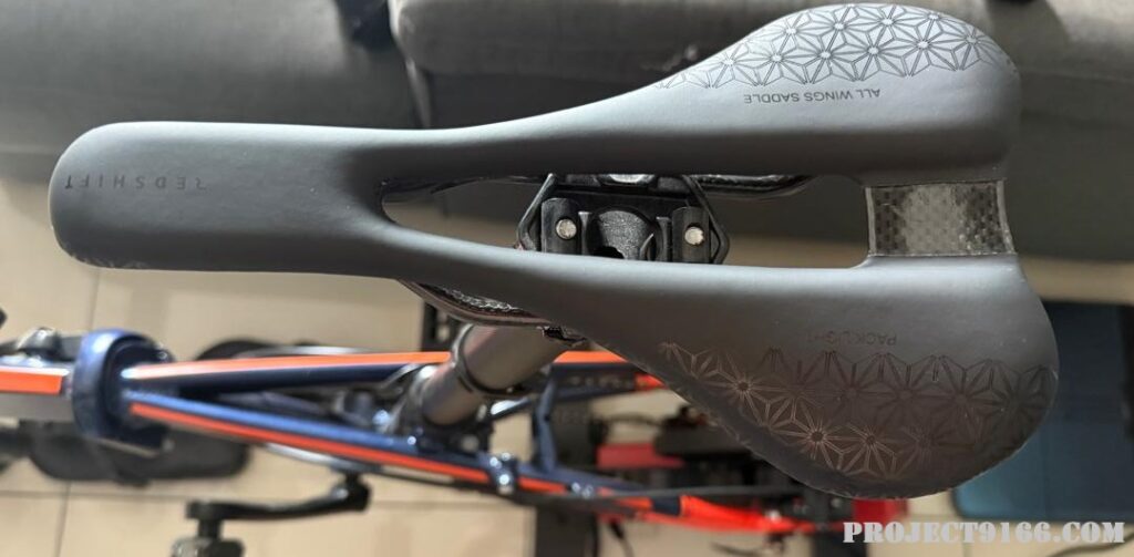 Carbon Saddle