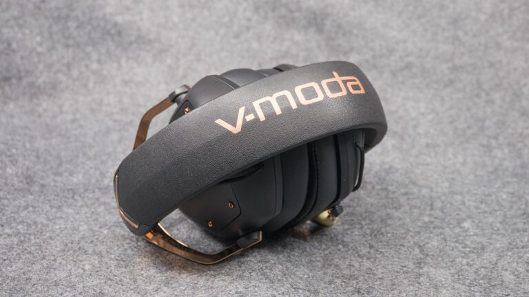 headphone, headphones, headset, over-ear headphones